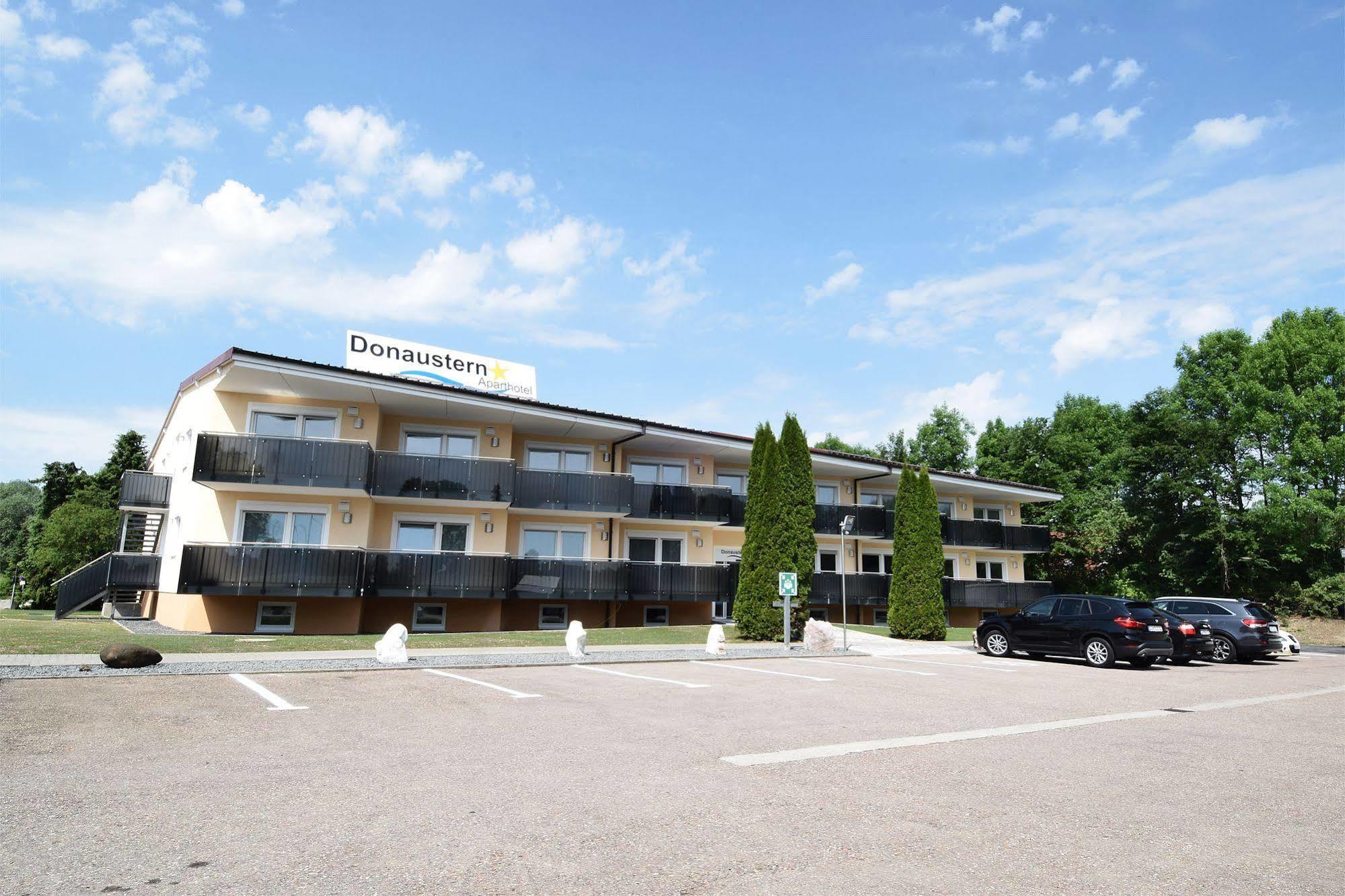 Aparthotel Donaustern Асбах-Бойменхайм Экстерьер фото